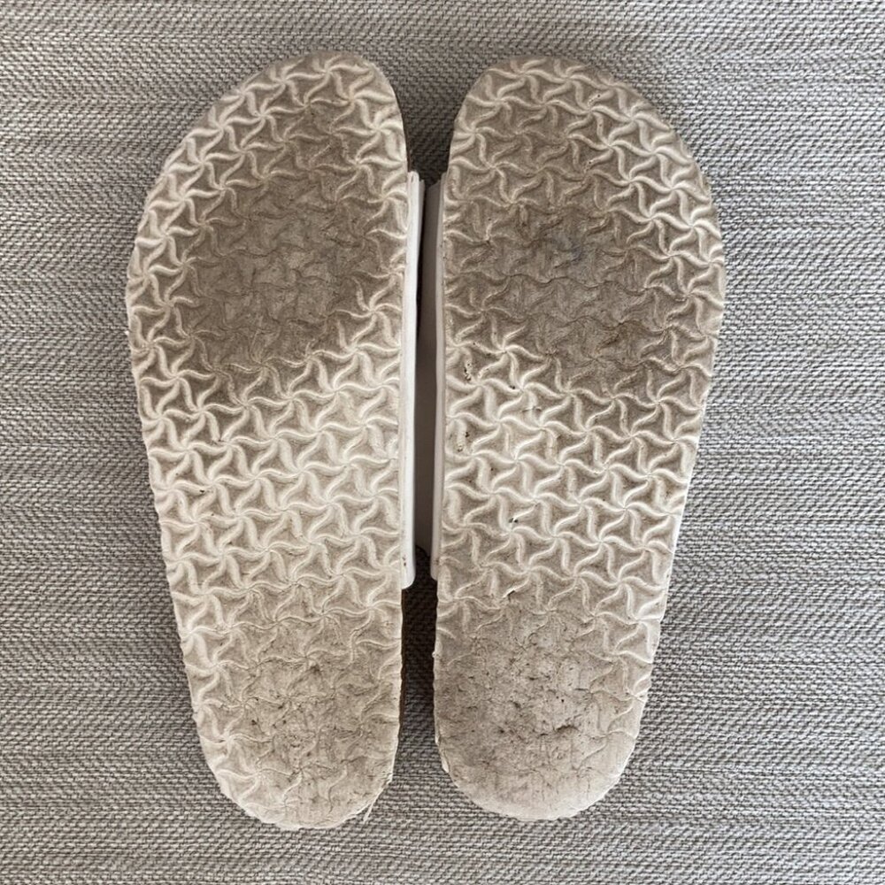 Sandals - Picture 7 of 9
